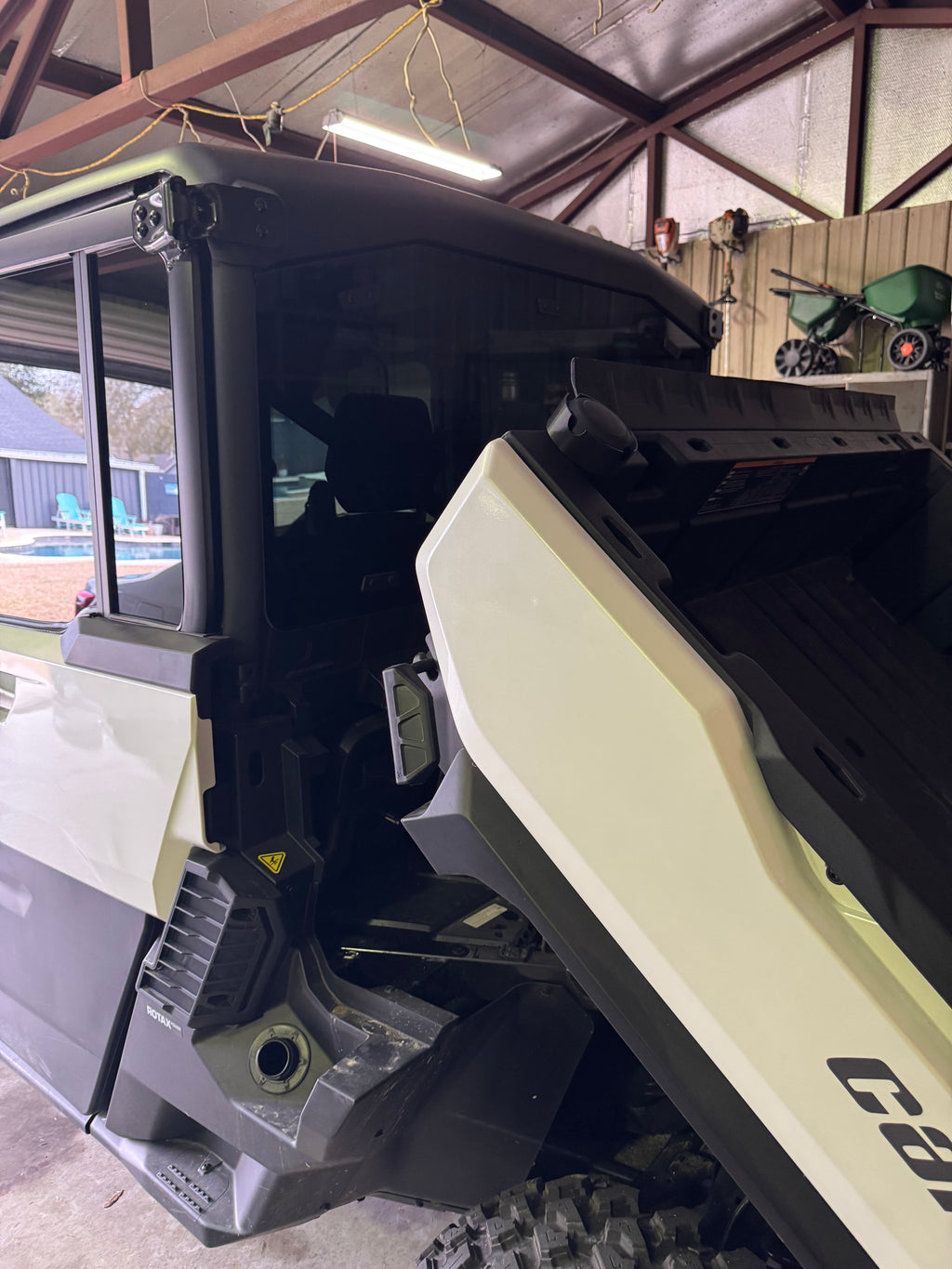 CANAM CAP CADDY